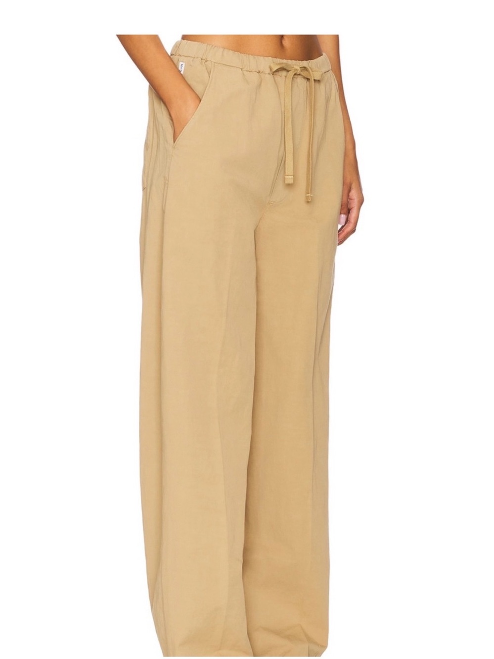 New with tags! Citizens of Humanity drawstring pull on pant. SIZE SMALL. $237